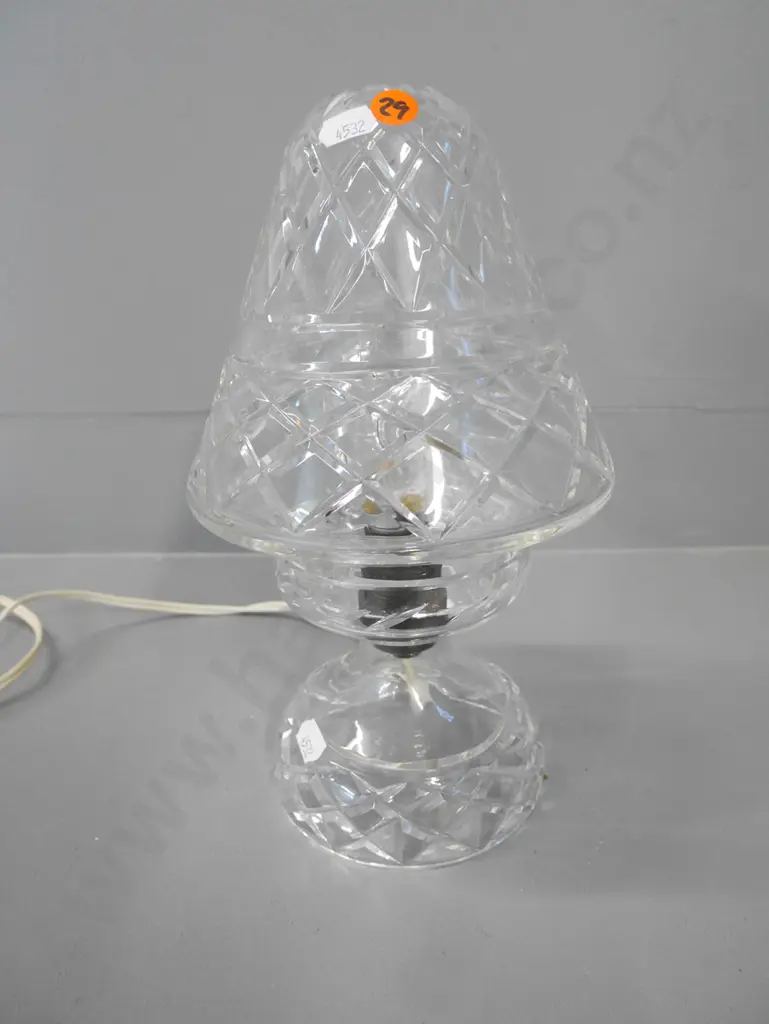 cut crystal table lamp Image 1++