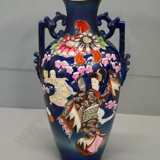 oriental hand-painted handled vase H-320