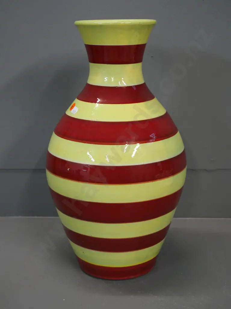 large yellow and red stripe studio pottery vase - signed P. Henderson NZ 2007 H-410 D-220 Image 1++