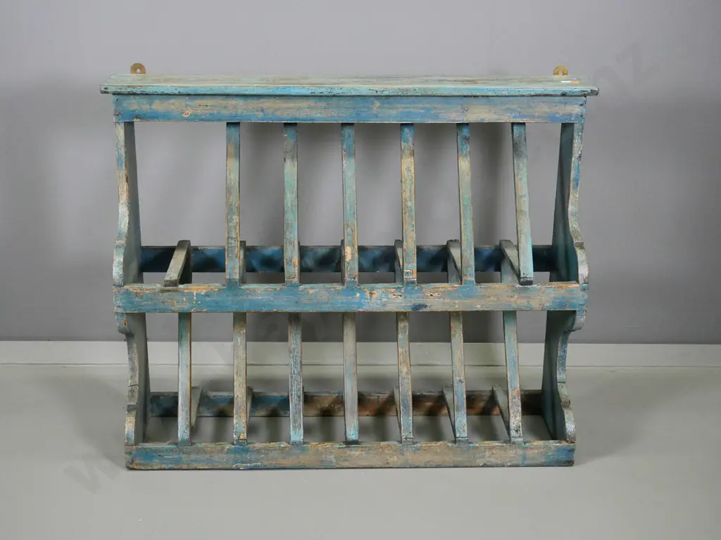 antique plate rack with worn painted finish, some cracks, missing one rail H-670 W830 D230 Image 1++