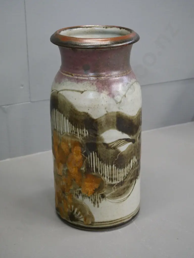 studio pottery vase H-270 Image 1++