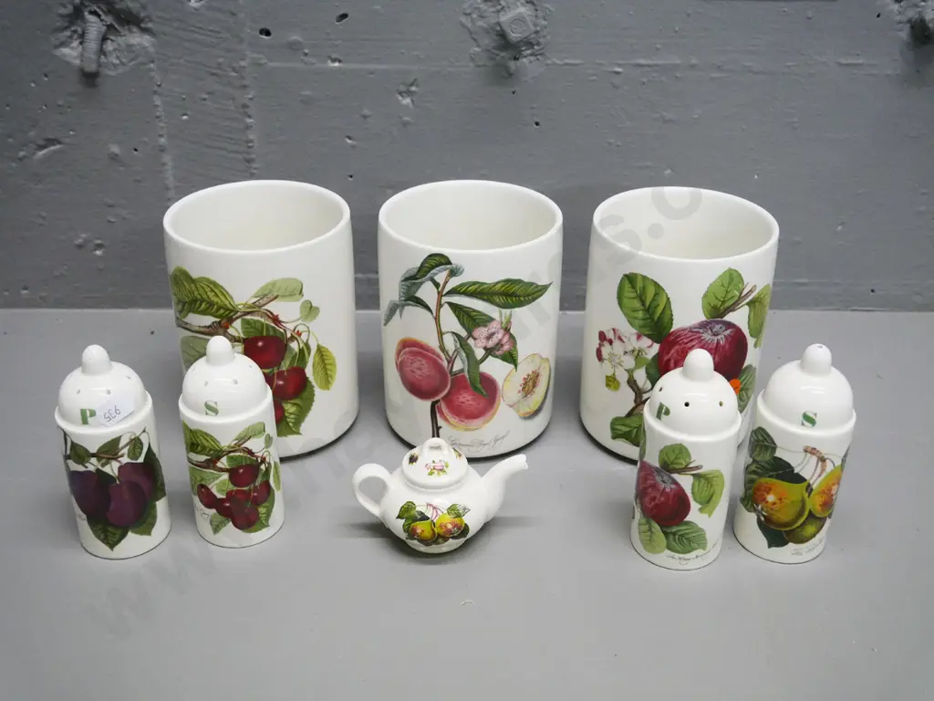 Portmeirion Pomona items: 3 open-top pots H-130, 2 salt & pepper sets, miniature teapot Image 1++