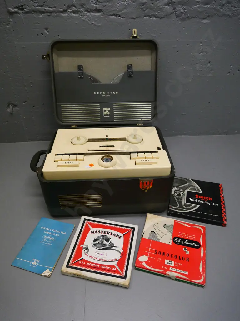 vintage Grundig portable Reporter Type 700 L reel-to-reel tape recorder & assorted tapes - untested, no returns Image 1++