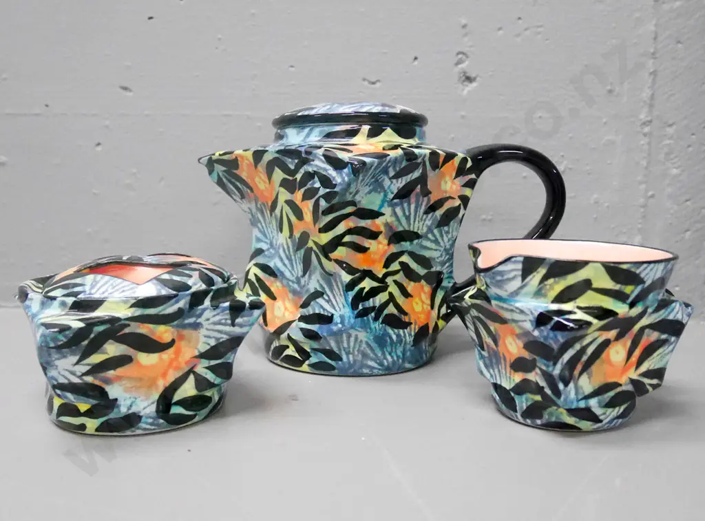 1980s Steiner Studio of NZ teapot, creamer, sugar H-160 Image 1++