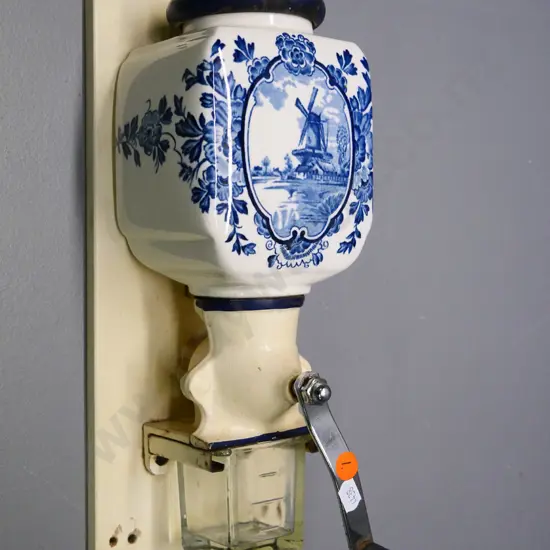 De Ve blue and white Delft pattern wall-mount coffee grinder - mounting plate is H-330 W-130