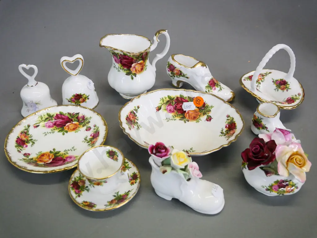 11 Royal Albert Old Country Rose items - flower posies, 2 bells, 2 shoes, small jug etc. Image 1++