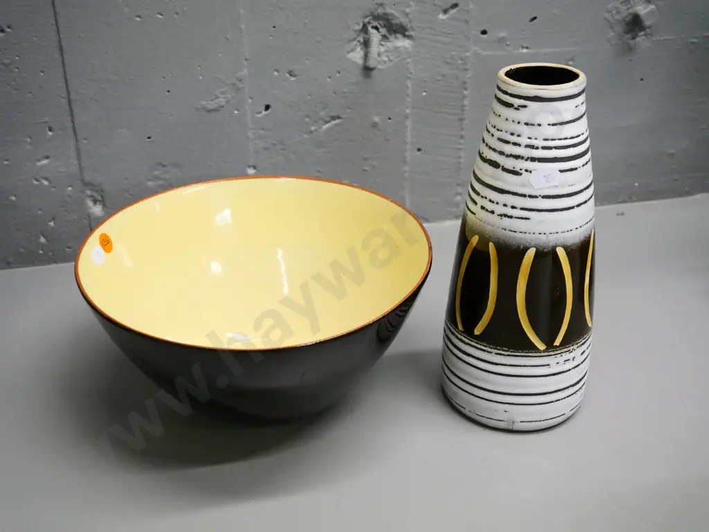 2 pieces of German pottery - salad bowl diameter 230 and vase H-230 Image 1++