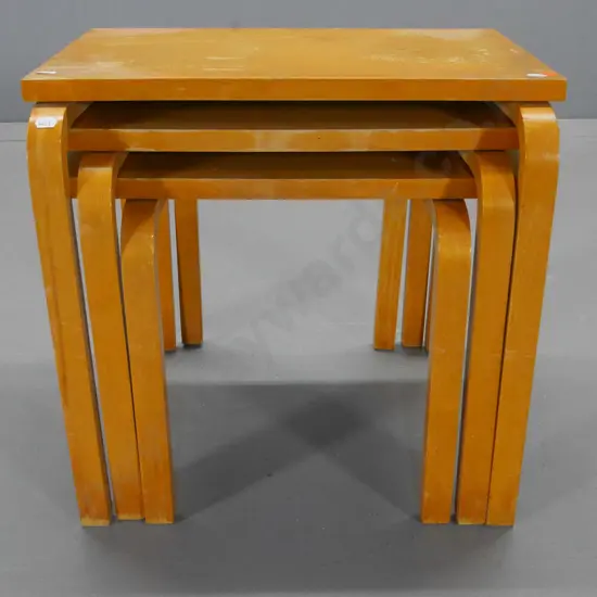 set of 3 mid-century laminated timber and veneer topped nesting tables - a bit wobbly, finish needs work H440 W470 D390