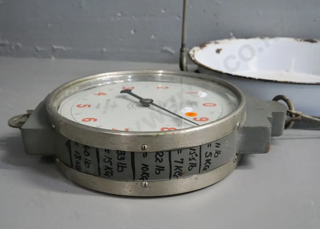 Salters 30 lb. spring grocery scales with hanging tray and holder H460 D420 - corrosion and paint loss Image 1++