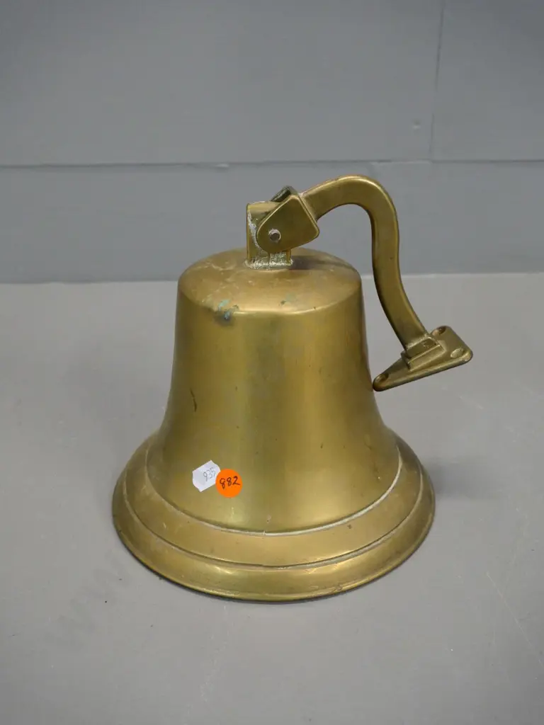 Italian brass bell with wall mounting bracket - no clapper H-200 Diameter-180 Image 1++