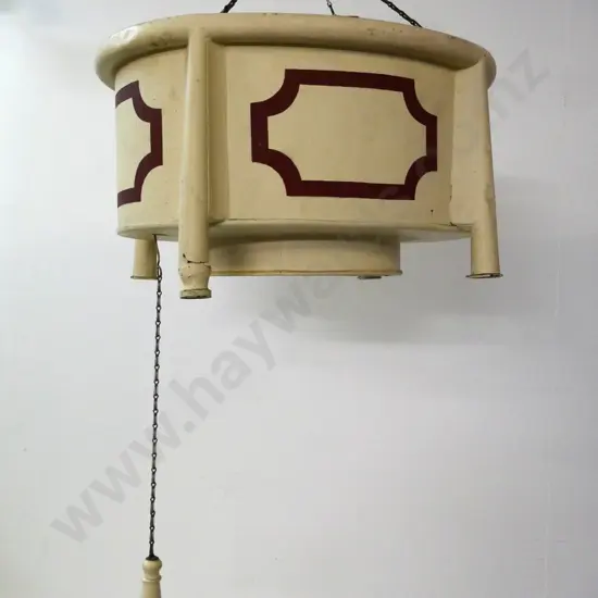 vintage painted tin shower cistern with ceramic pull handle, hanging chains - damage to leg/connector H-280 W-490 D-400