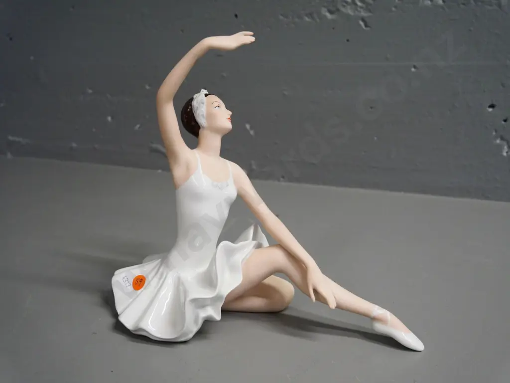 Royal Dux ballerina figure H-240 L-260 Image 1++