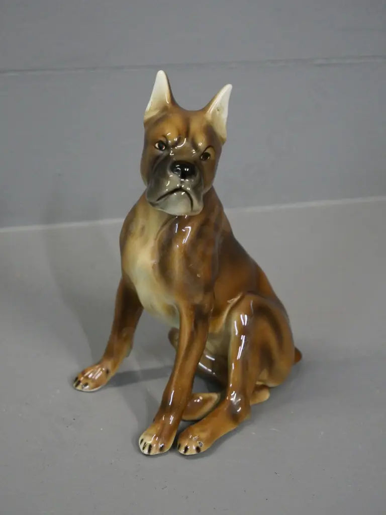Austrian porcelain dog figure H-160 Image 1++