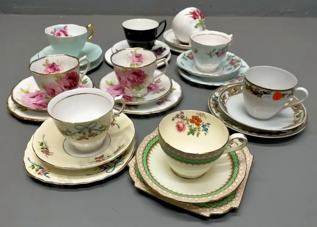 9x trios - Royal Albert, Colclough, Aynsley, Victorian Image 1++