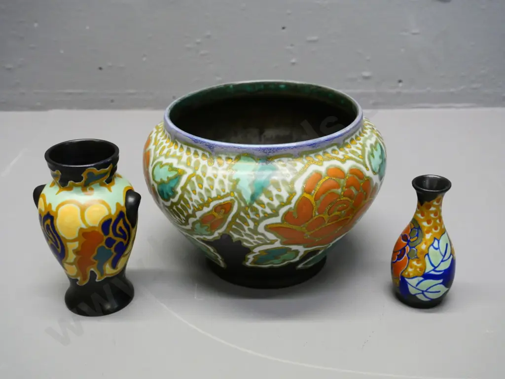 2 Gouda pottery vases - larger is H-120 D-170 Image 1++