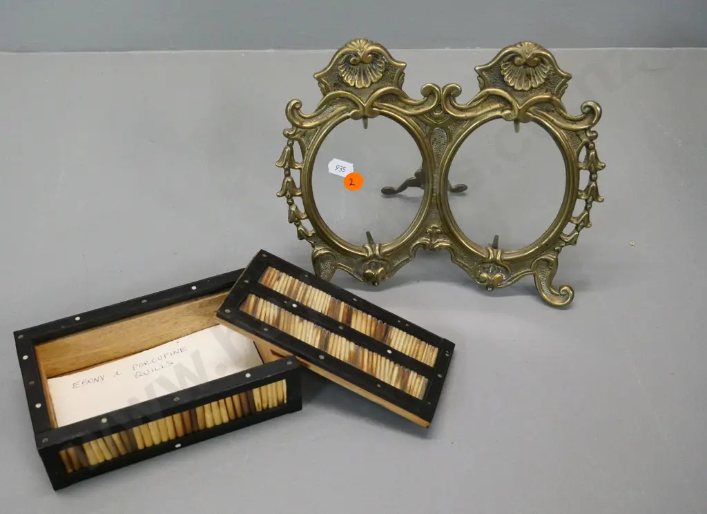 cast-brass double photo frame with glass, no backing, H200 and a porcupine quill box, some missing inlay Image 1++