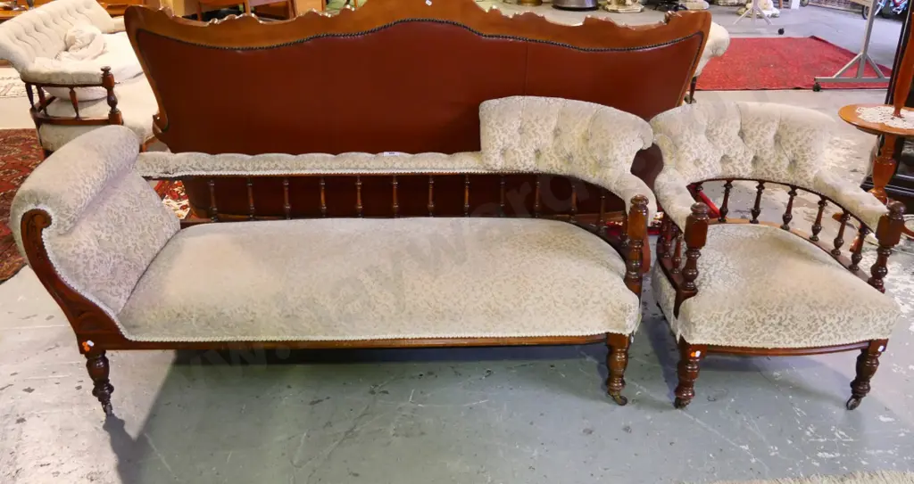 vintage spindle back chaise longue & matching tub chair, covered in embossed velvet, on casters, split to rail L1630 Image 1++