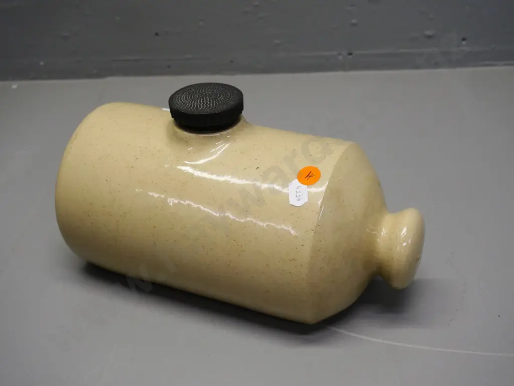 Pearson's England stoneware hot water bottle with bakelite screw top L-240 Image 1++