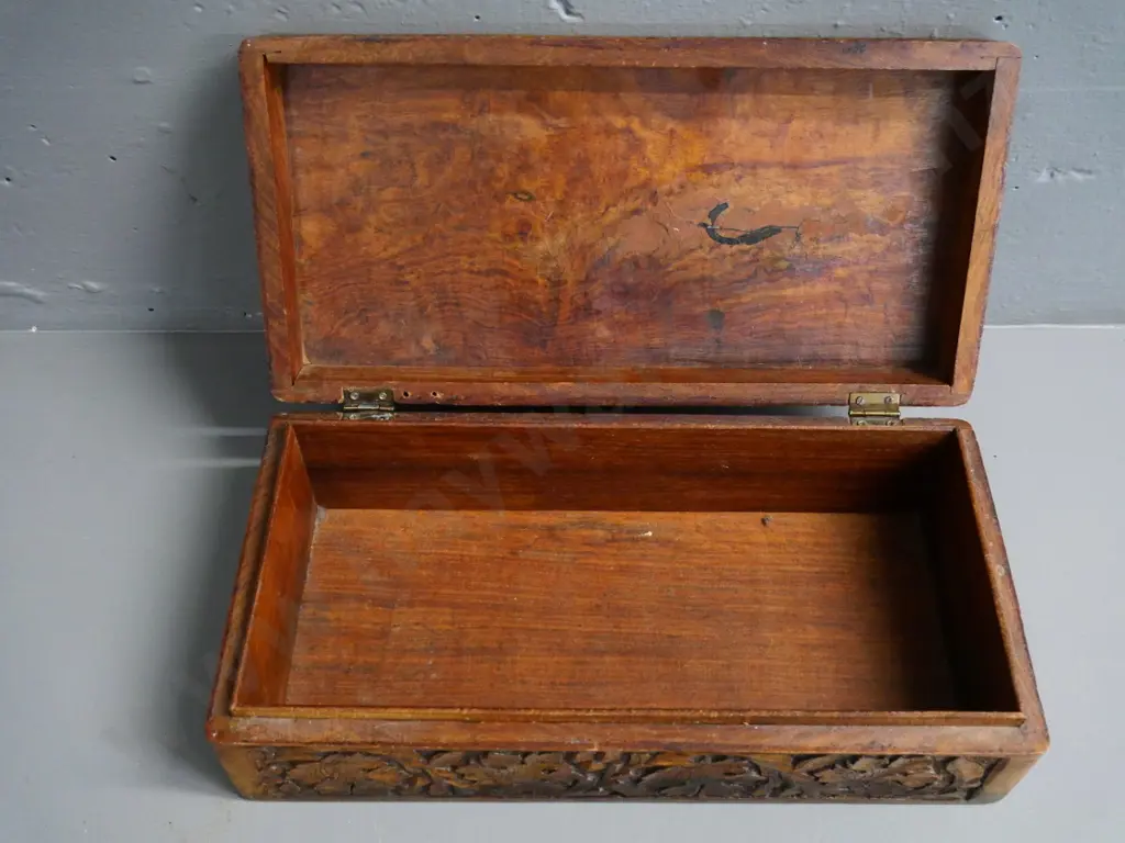 carved wooden box with grape motif H-110 W-360 D-180 Image 1++