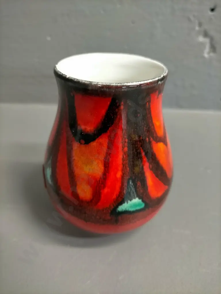 small Poole 1970s vase H-90 Image 1++