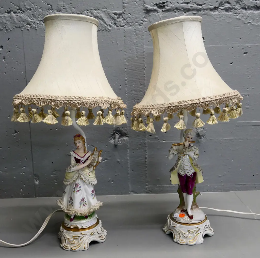 pair of Regency style figural table lamps with tasseled shades - H-520 Image 1++