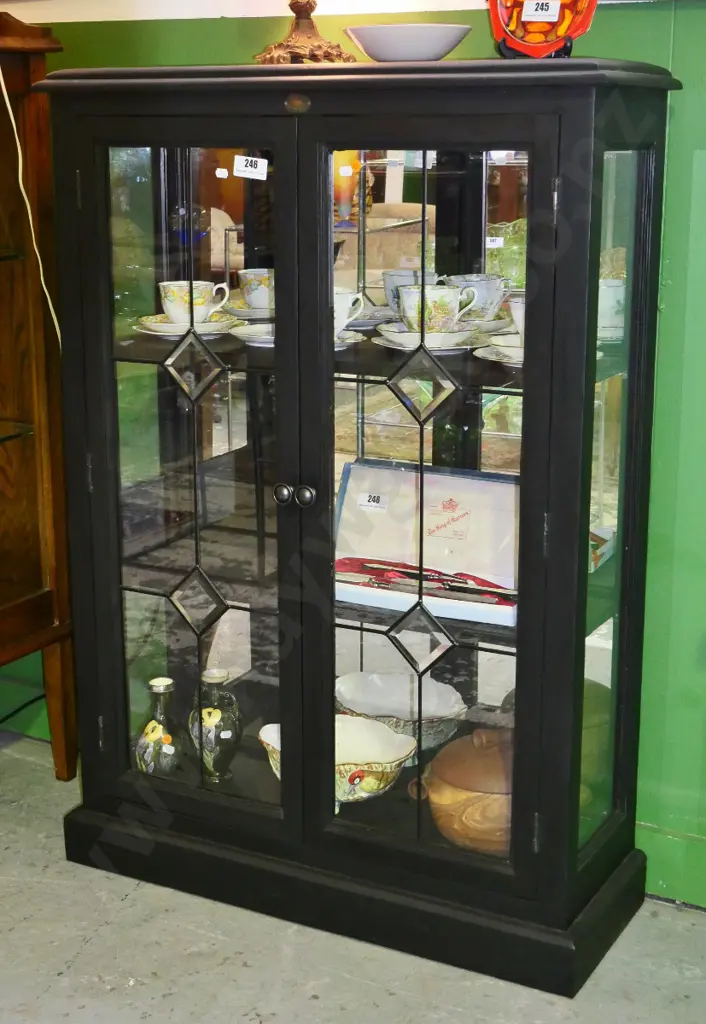 Outback Furniture display cabinet w/ leadlight doors, mirrored back, 2 adjustable shelves H1140 W790 D280 Image 1++