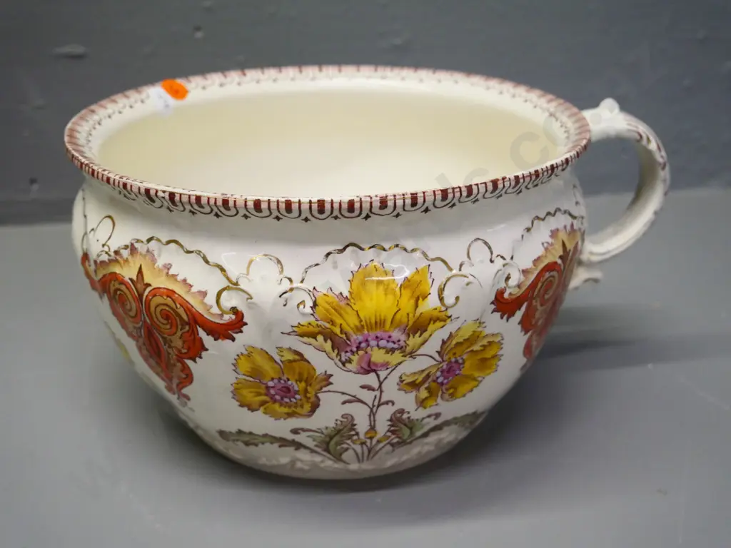 F&S Irvine chamber pot with orange and yellow motifs Image 1++