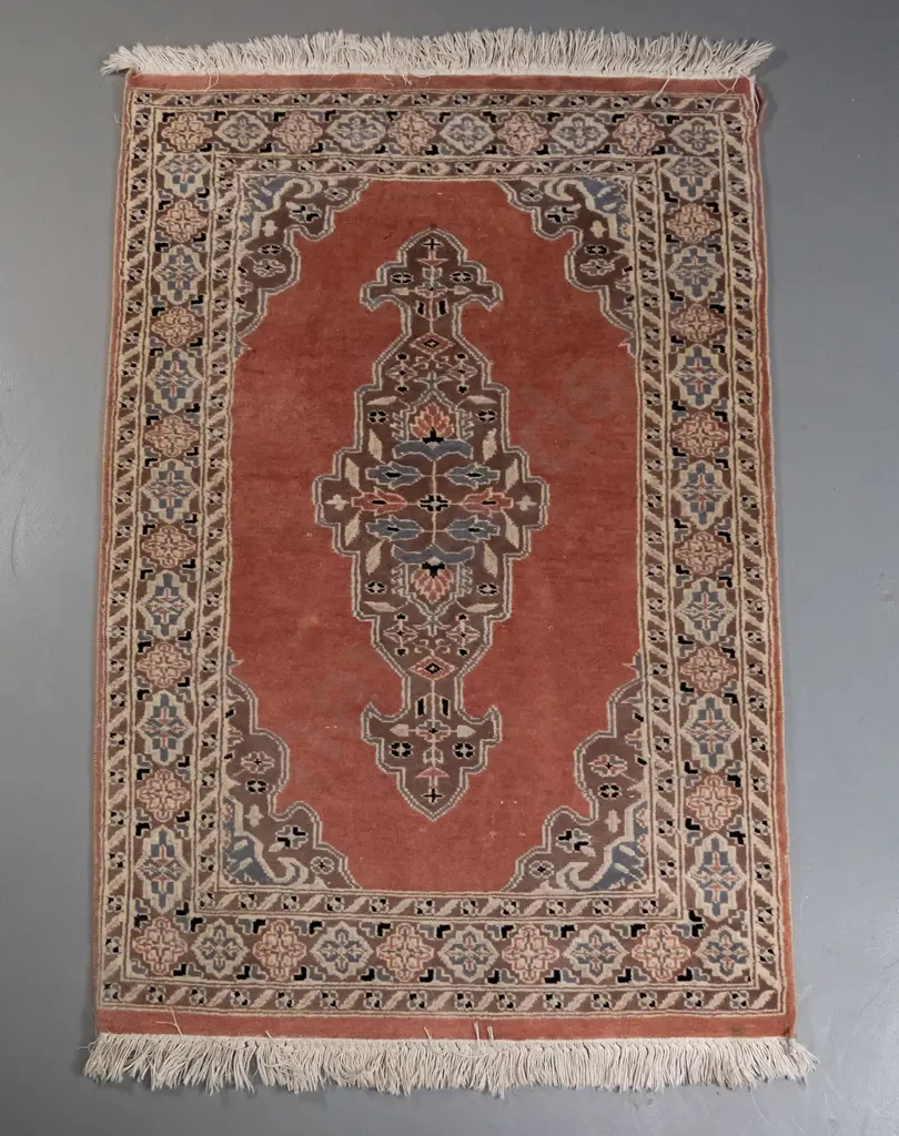 small Persian style floor rug - mauves and pinks L-1200 W-780 Image 1++