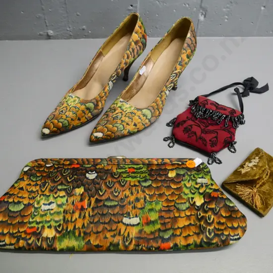 retro matching shoes (size 37) and clutch bag in feather design print fabric, vintage velvet covered birthday card, etc.