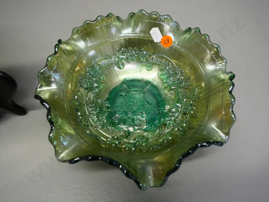 green carnival glass windmill design bowl and a Aynsley QEII Coronation cabinte plate D-260 Image 1++