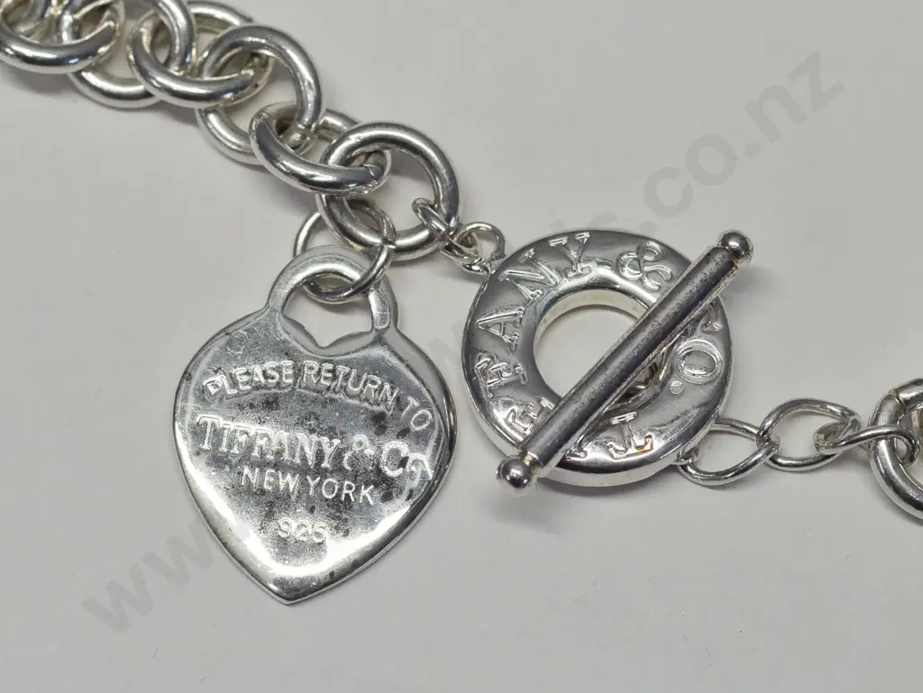 silver Tiffany fob style necklace stamped 'Tffany and Co New York 925' not authenticated Image 1++