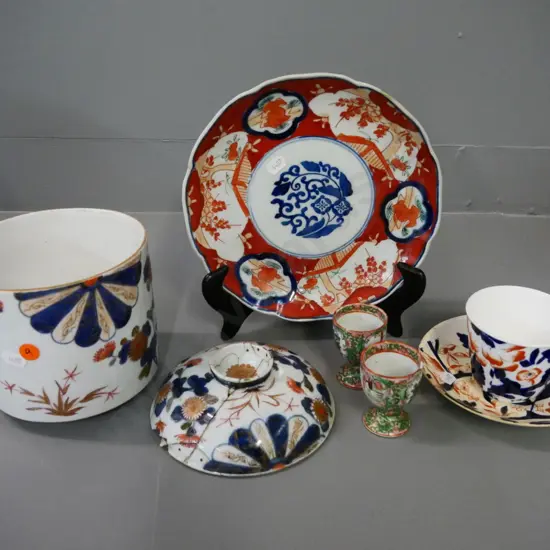 assorted antique china - Imari cup & saucer, Imari lidded pot with heavy mending to lid, plate and 2 eggcups w/damage
