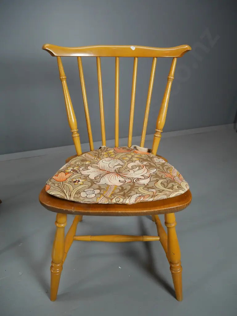 set of 5 Ercol England colonial style dining chairs w/Sanderson fabric seat cushions H-760 W-420 D-400 Image 1++