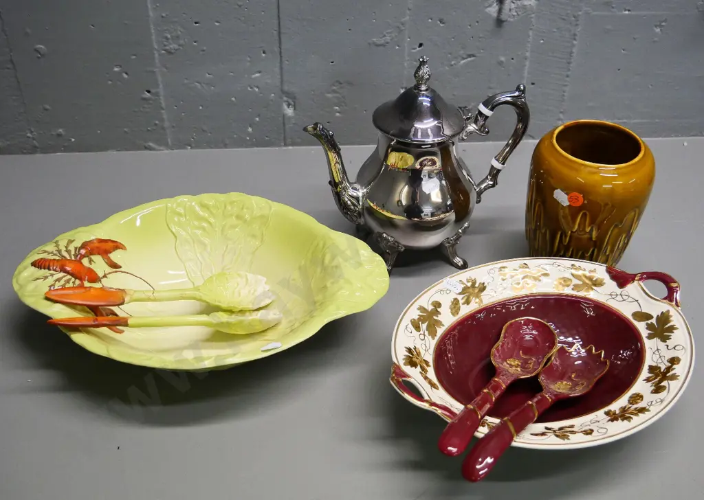 Wade Rubytone salad bowl & servers, Carlton crayfish bowl, one server damaged, vase marked 2094, plated teapot Image 1++