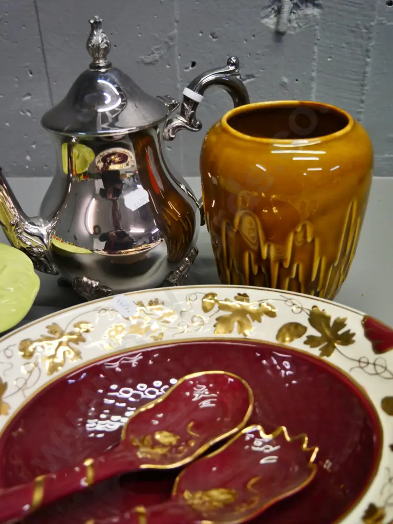 Wade Rubytone salad bowl & servers, Carlton crayfish bowl, one server damaged, vase marked 2094, plated teapot Image 1++