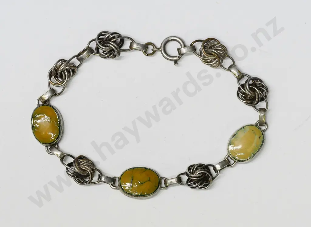 costume bracelet Image 1++