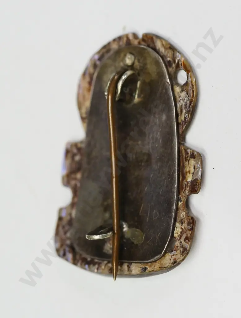 silver paua shell tiki brooch stamped stg Image 1++
