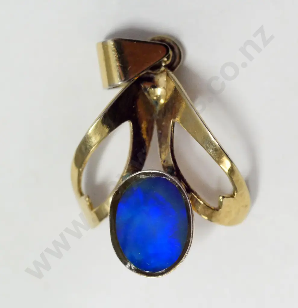 blue stone pendant - no chain stamped stg Image 1++
