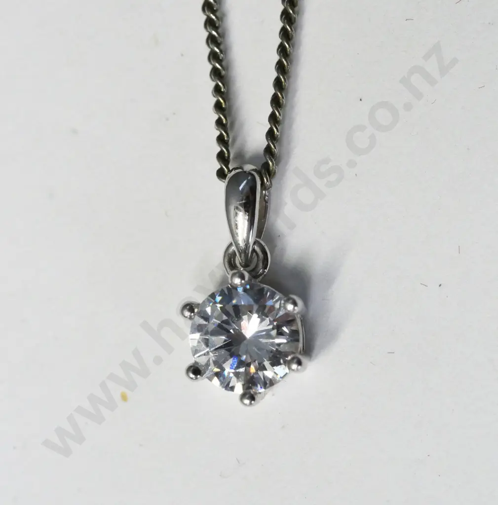 cz pendant stamped 925 Image 1++