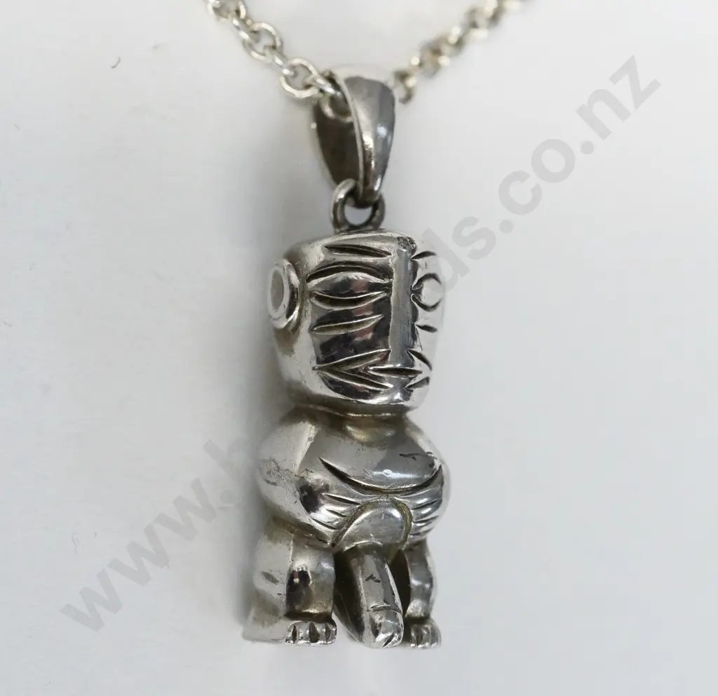 silver figure pendant stamped 925 Image 1++