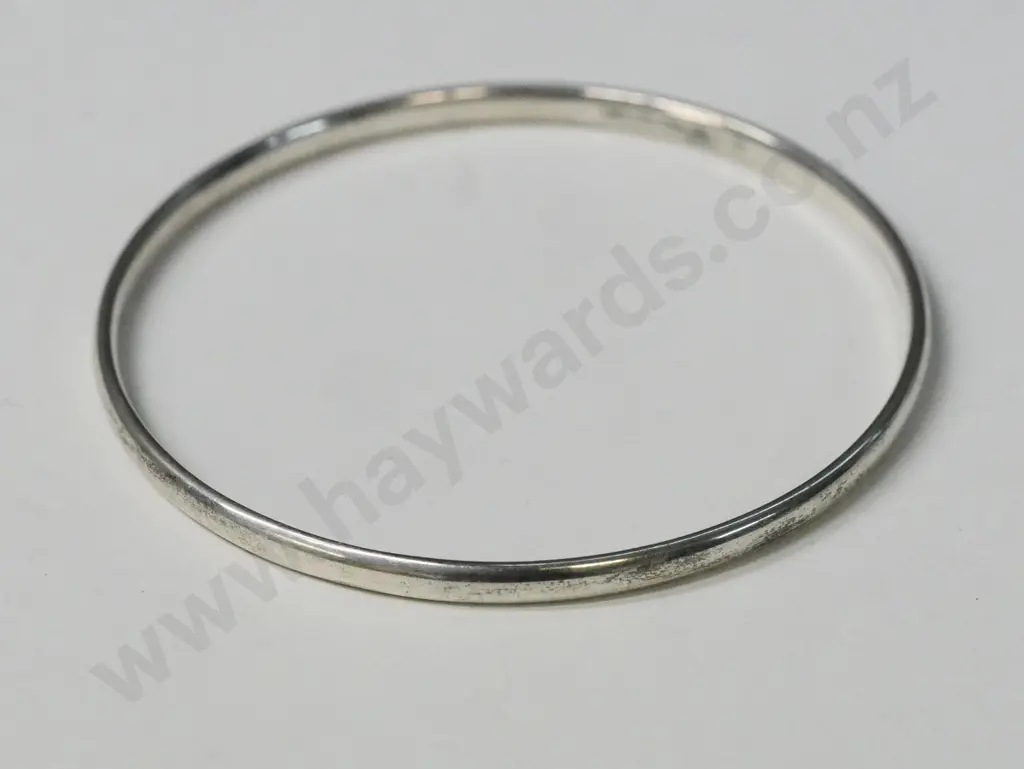 silver bangle stamped stgsil 7 VKS Ltd Image 1++