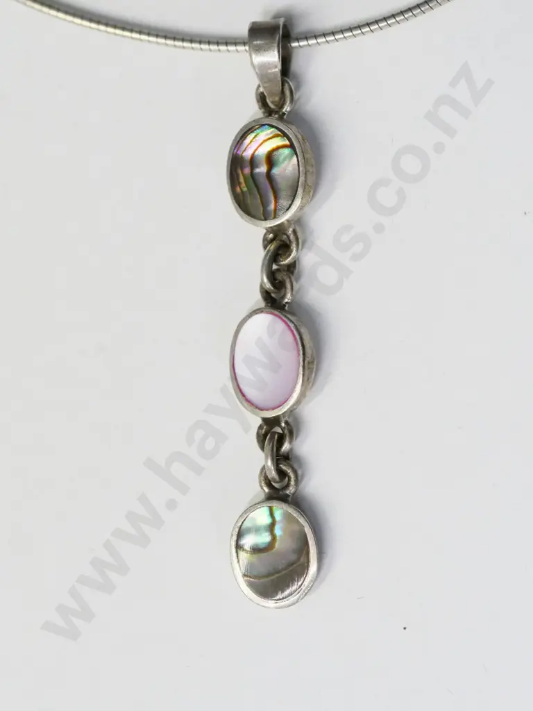 silver necklace stamped 925 Image 1++