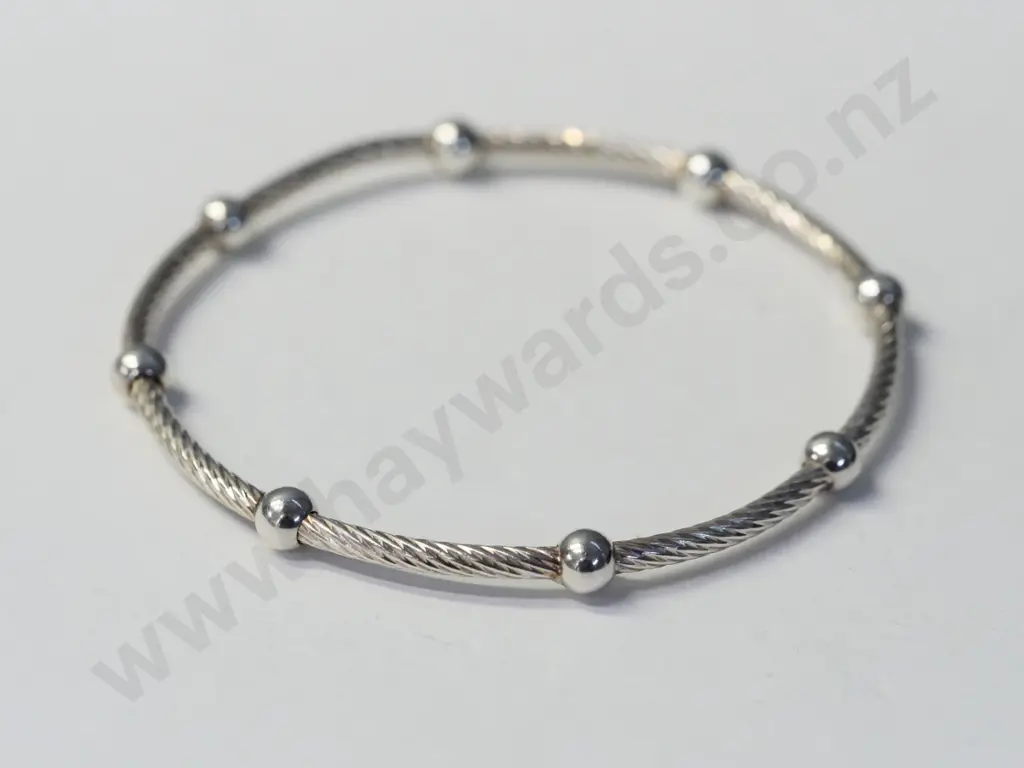 silver bangle stamped 925 Image 1++