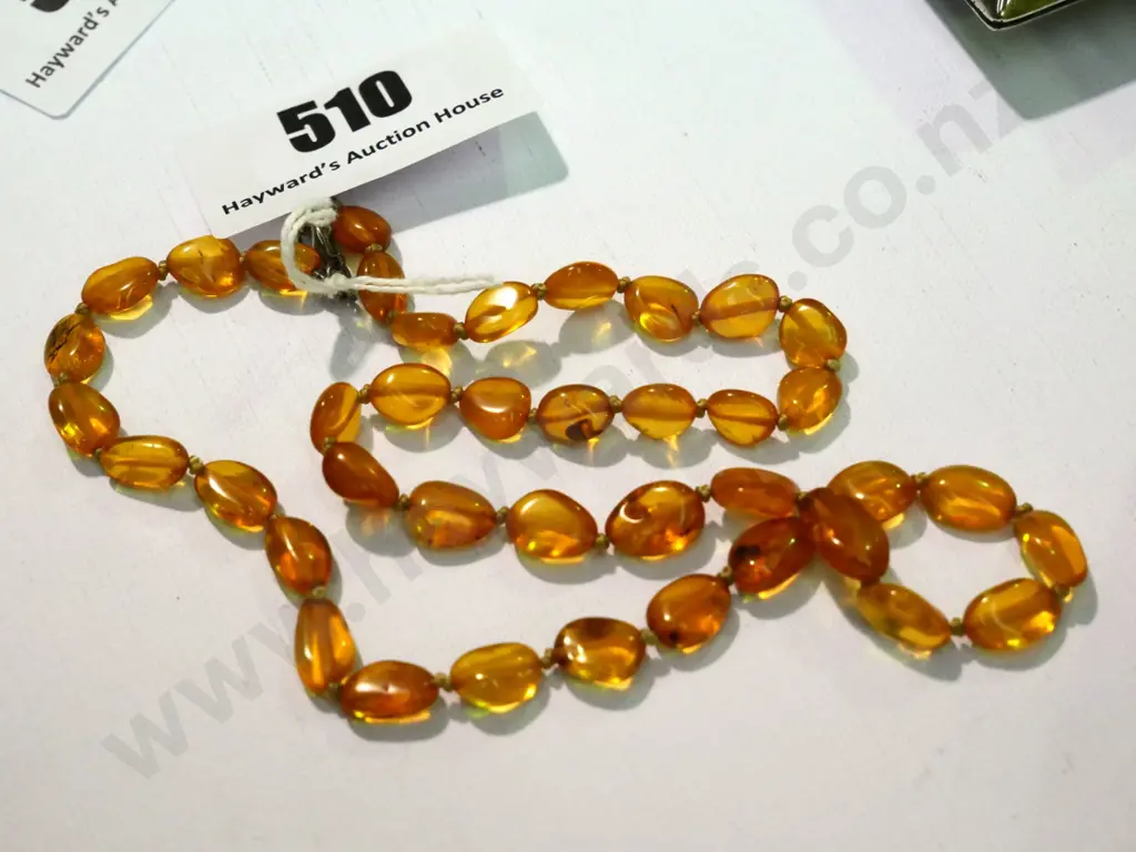 costume beaded necklace Image 1++