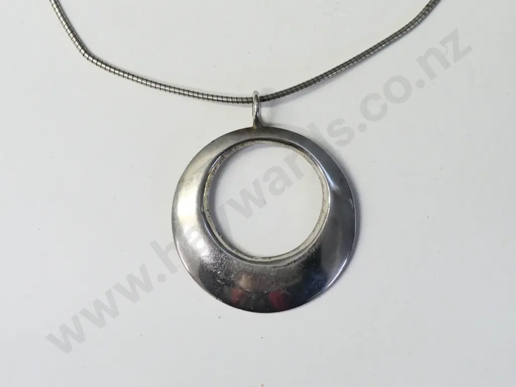 silver necklace chain stamped 925 & pendant stamped 800 Image 1++