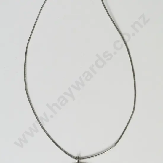 silver necklace chain stamped 925 & pendant stamped 800
