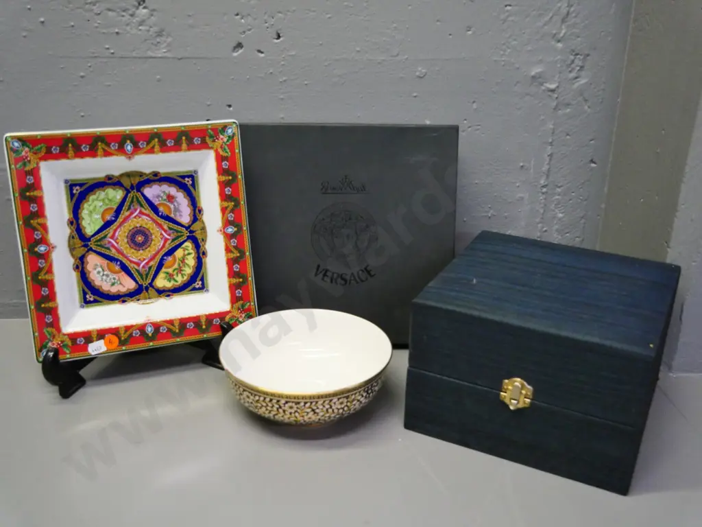 boxed Versace 'Rosenthal' plate and a Royal Bone China Thailand bowl with gold decoration Image 1++