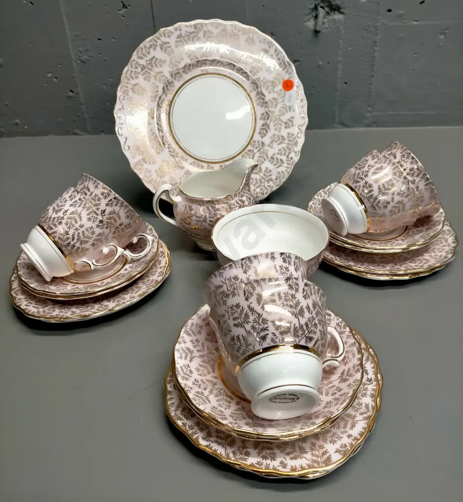 Colclough 21 piece tea set Image 1++