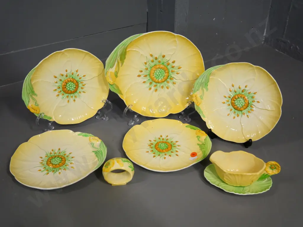 7 pieces of Carlton Ware Buttercup pattern china - 5 plates, sauce jug & saucer, napkin ring Image 1++