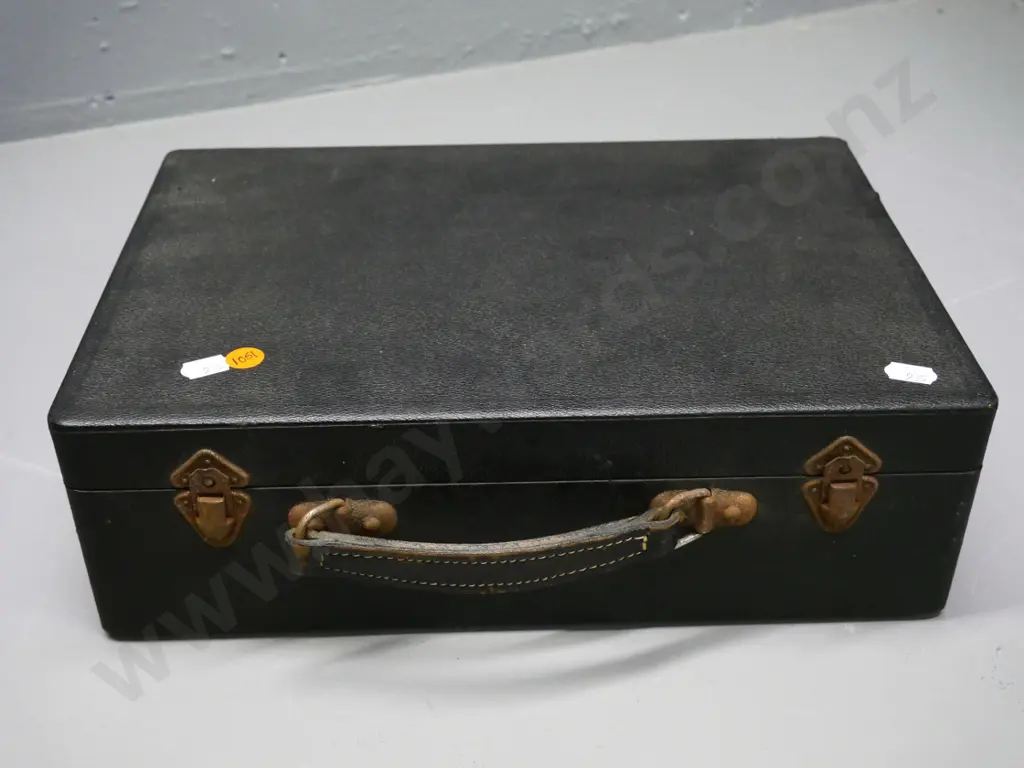 Helios "Violet Ray" therapeutical device with assorted glass attachments in fitted case H100 W330 D230 Image 1++